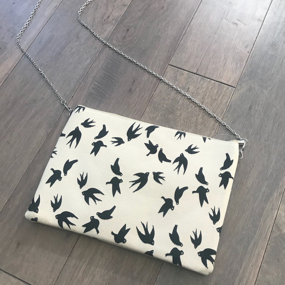 Bird Clutch with Removable Chain - BNWT